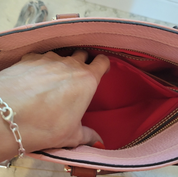 Dooney & Bourke leather peach pink tote shoulder bag - Picture 4 of 16